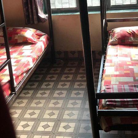 Care Dormitory Мумбаї Екстер'єр фото