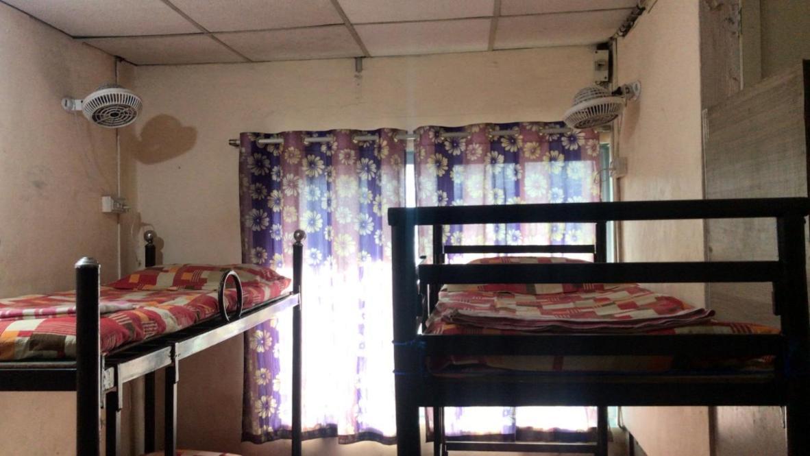 Care Dormitory Мумбаї Екстер'єр фото
